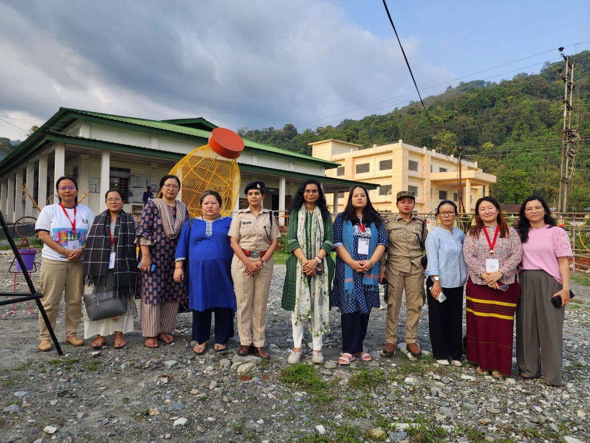 DeoRoing's tweet photo. Led by the DC cum DEO Soumya Saurabh and SP Akanksha Yadav, the excited female polling teams leave for performing poll duties in Lower Dibang Valley. Poll in 30% of the total polling stations will be conducted by the Female Polling Team. @ECISVEEP @SpokespersonECI @ceoarunachal https://t.co/1kTL5EPEcw