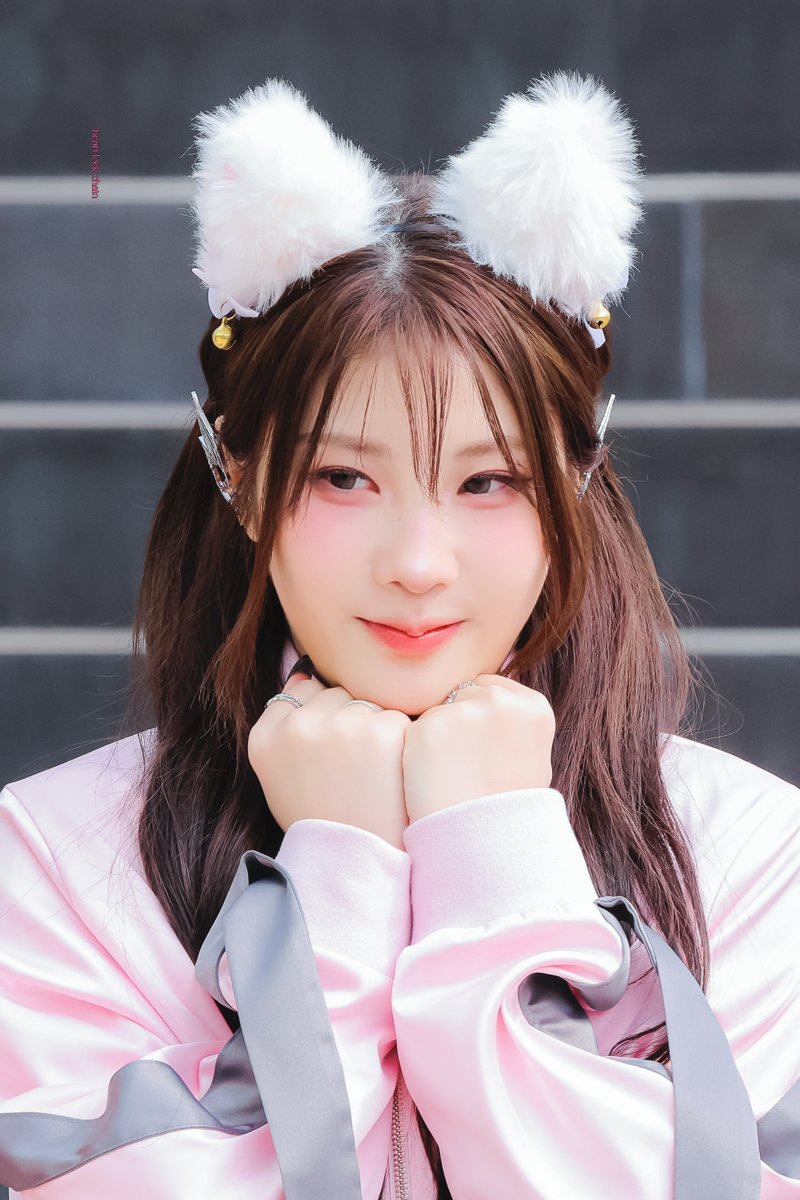 heartlockchain's tweet photo. 2024-04-10
#채인 #CHAEIN
#퍼플키스 #PURPLE_KISS https://t.co/5aa2CizCNP