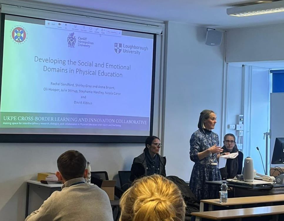 anna_sian's tweet photo. A wonderful @UKPECollab seminar hosted by PHELL @CAWR_CMU Developing social and emotional learning in PE. Excellent discussions from  Schools @WG_Education @CSC_Wellbeing @sportwales @CardiffMetCSE @CardiffMetCSSHS Thank you to @shirley_MHSE @DrRASandford  4 super SEL research https://t.co/poT6Dl2YrR