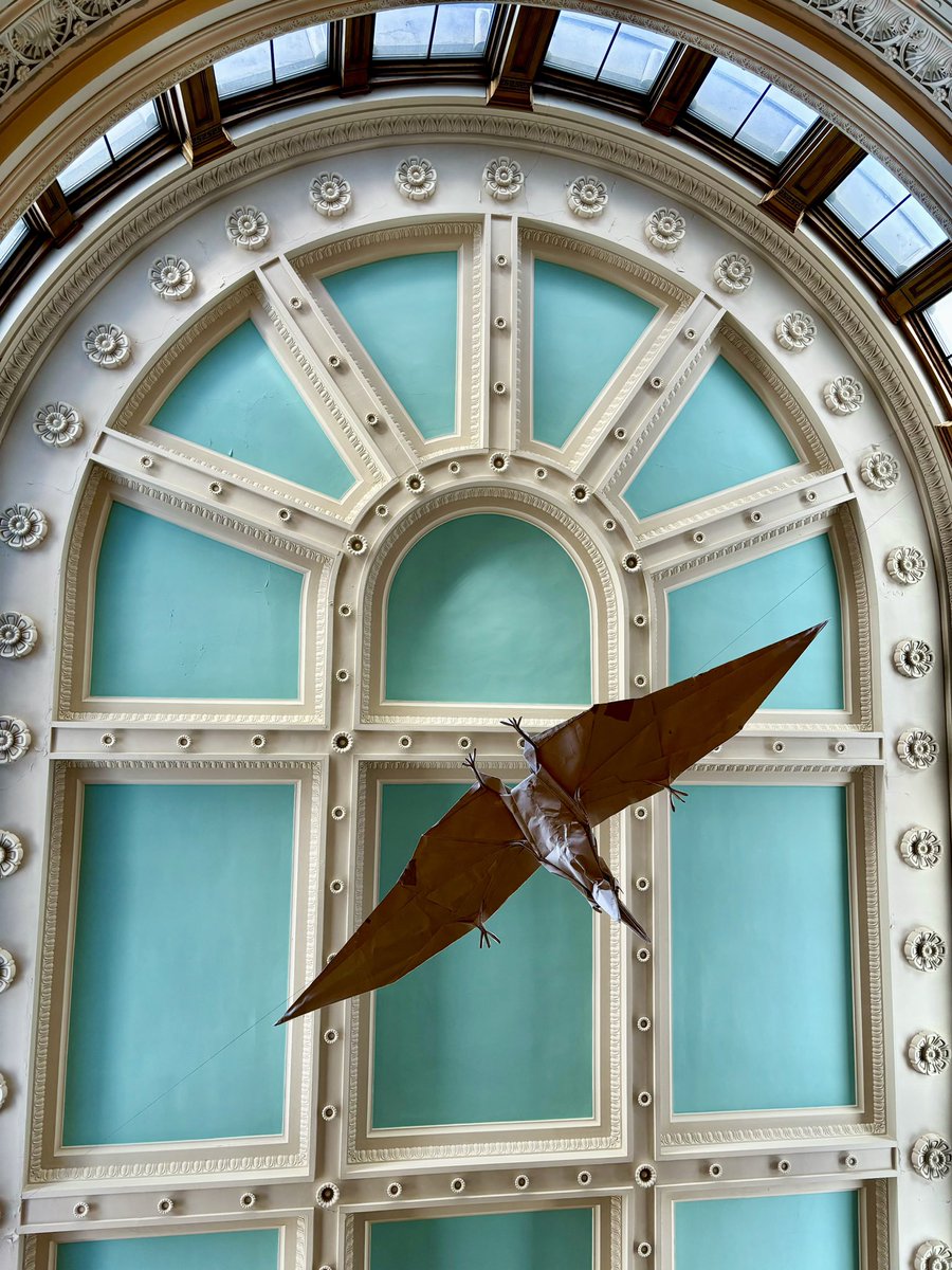 MichelineWilkie's tweet photo. Le Musée Redpath, construit en 1882 sur le campus de l’Université McGill, aiguise la curiosité des petits et grands et nous fait apprécier la diversité biologique et géologique du Québec. 🦕🐚 @Monmontreal
@Montreal @TourismeQuebec #redpathmuseum #universitemcgill @MCV_Montreal https://t.co/g05MFgBhxY