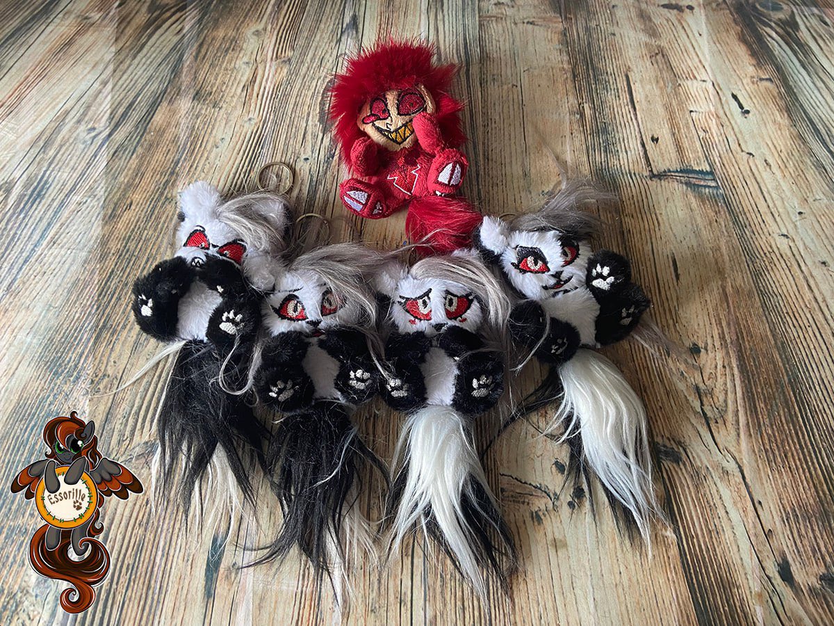 I have plushies left over from Hazbin pre-party con and they are looking for a home!
#Husk and #Millie - $200
Chibi #Loona - $250 (based on Anubis by <a href="/NazFX_Studios/">NazFX🪡</a> )
Trinkets $100
Payment on boosty or hippolink. 
Shipping not included. 
Not in all countries shipping is possible!