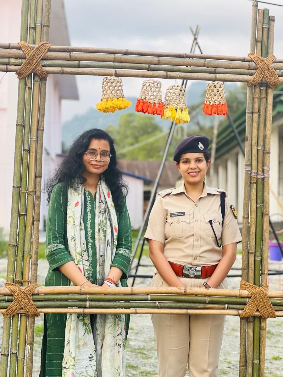 DeoRoing's tweet photo. Led by the DC cum DEO Soumya Saurabh and SP Akanksha Yadav, the excited female polling teams leave for performing poll duties in Lower Dibang Valley. Poll in 30% of the total polling stations will be conducted by the Female Polling Team. @ECISVEEP @SpokespersonECI @ceoarunachal https://t.co/1kTL5EPEcw
