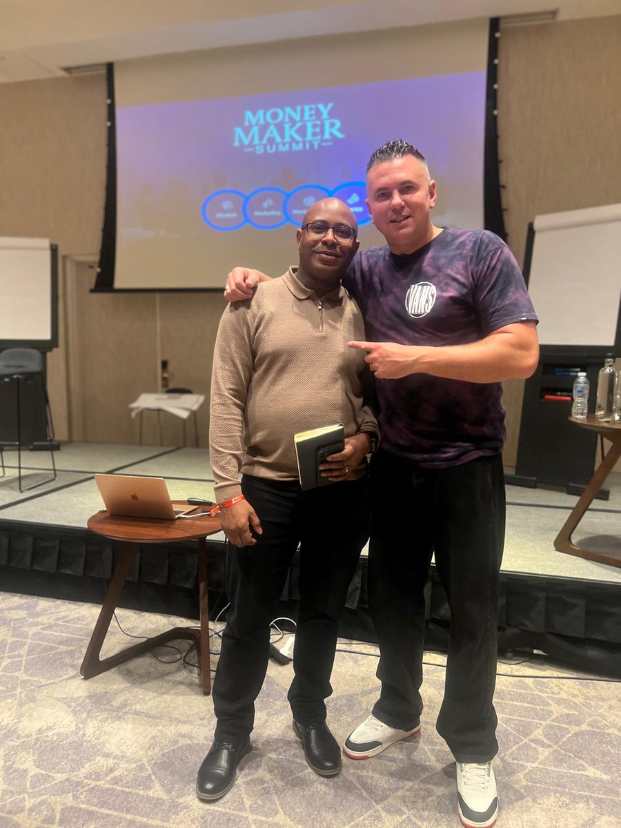 ac14products's tweet photo. 👋 Saying huge thank you🙏 @MattFiddesUK 🇬🇧 Appreciate the priceless tips on being a #moneymaker 💷 and that 😇 #wealthcreation is relatively #yournetworkisyournetworth  
Why not check out the community here…https://t.co/3RUaLNEZh1 https://t.co/xZZdzV0K0E