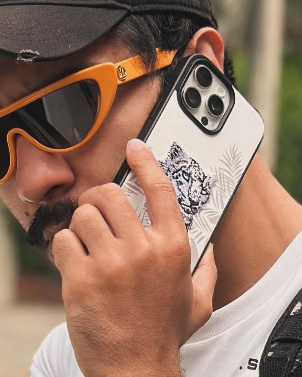 Just look 👀 at his phonecover it's lion 🦁'' Sher ''
#dilsher #Akhara #ferozekhan
