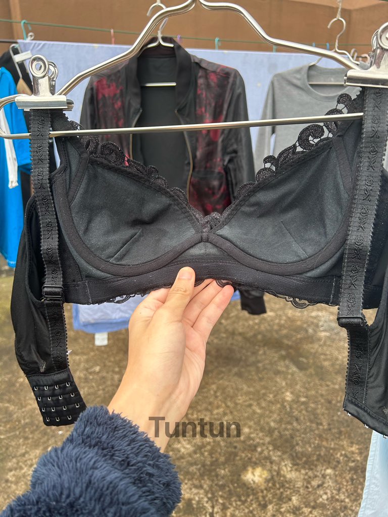 TIGRISSO's tweet photo. 射了不下20次的大奶少妇 https://t.co/yVLY67yYa6
