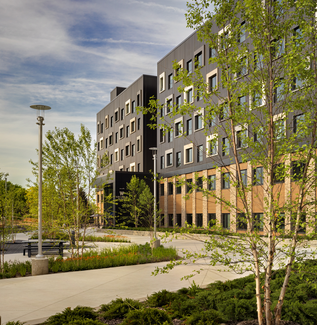 Rain gardens & permeable pavers provide an oasis for users in the large plaza of WMU’s Arcadia Flats. With the plaza also serving as a fire access route, reducing stormwater & heat island impacts was important.  
📸: Justin Maconochie #WLAM2024 @NationalASLA #greeninfrastructure