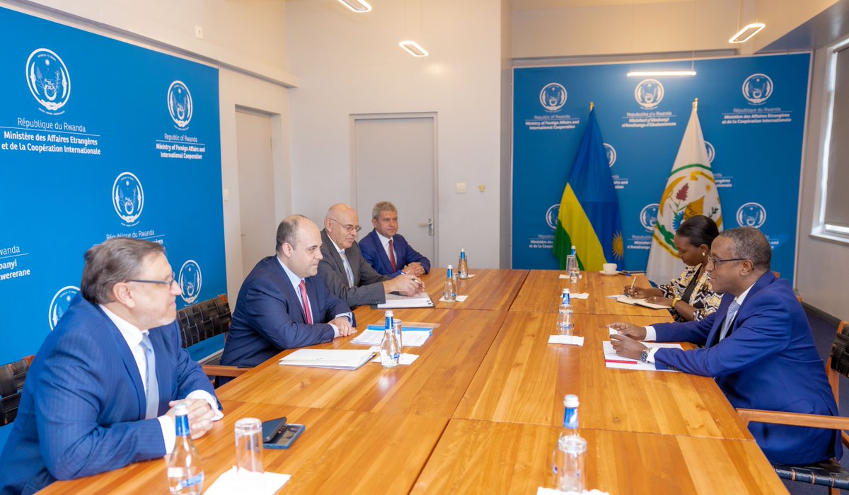 🇷🇼🇺🇦 This morning, Minister @Vbiruta held a bilateral meeting with Mr. Subkh Maksym Aliyovych, the Special Representative of Ukraine for the Middle East and Africa, who is in Rwanda for a two-day visit. They discussed ways to reinforce bilateral relations between the two