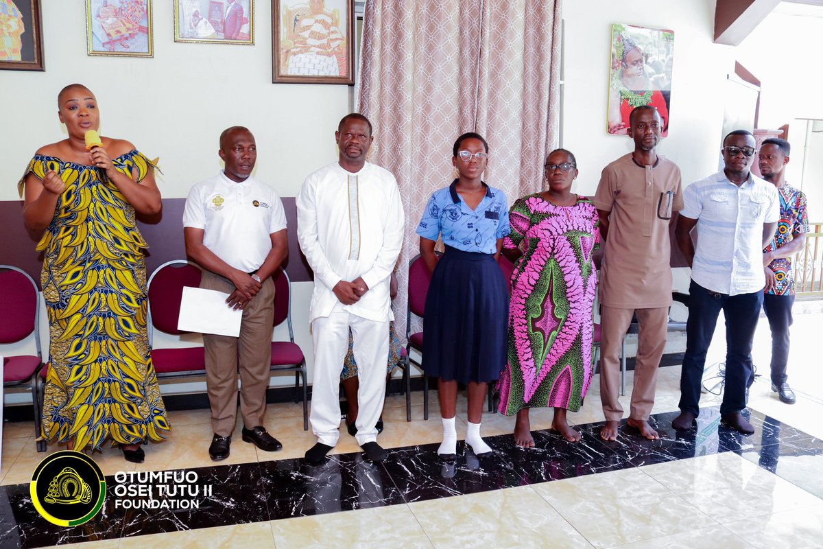 The Otumfuo Osei Tutu II Foundation has made a donation of GH₵ 135,000.00 ($10,000.00) to Abena Kessewa Kwaffo, a 13-year-old KNUST Junior High School Student who emerged as the 2nd Runner Up in this year's National Spelling Bee competition.