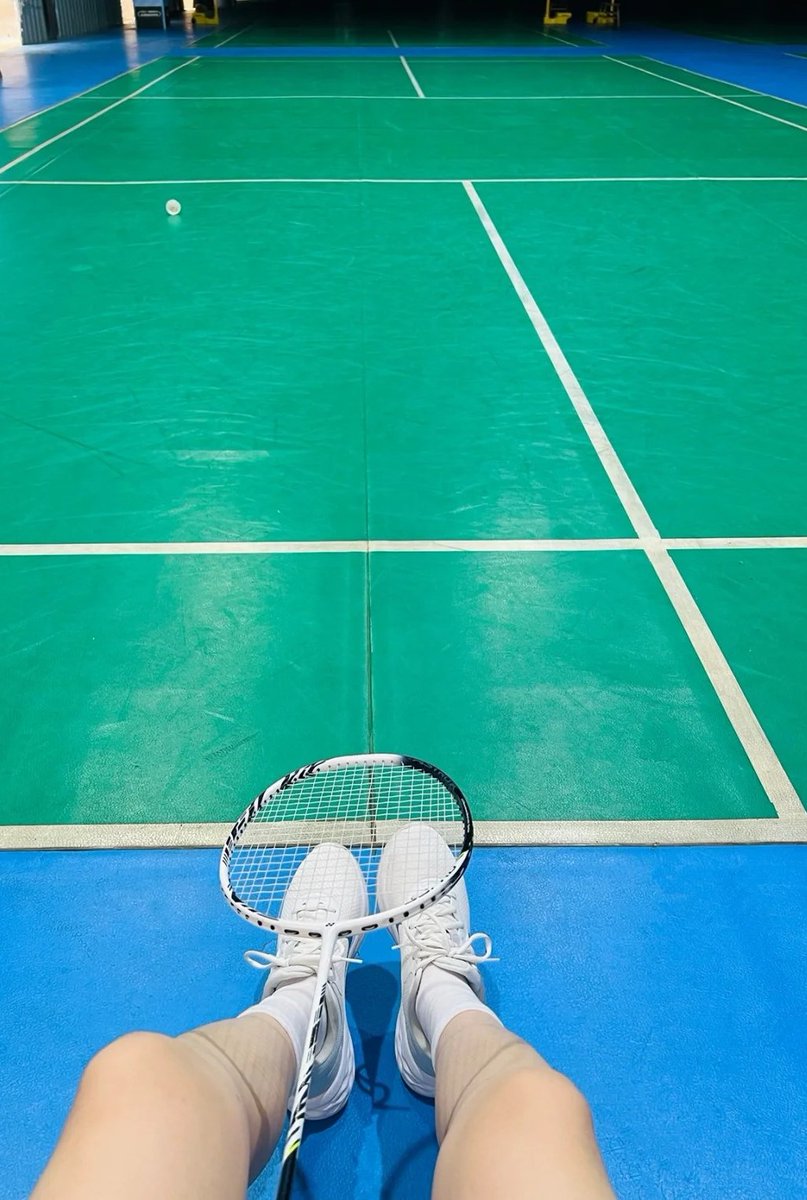 sgs525g's tweet photo. Transition to victory. 🏸💥 https://t.co/XI40kU9Ub4