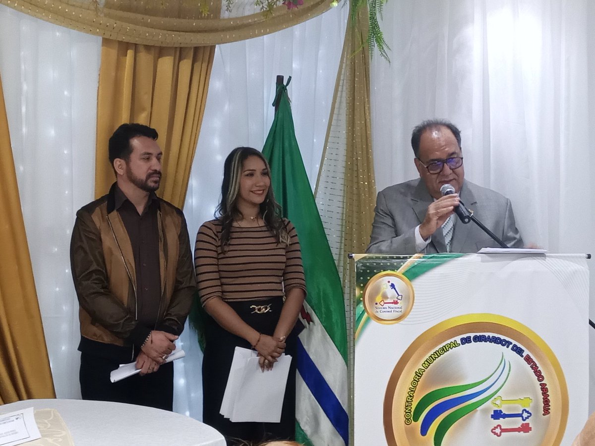 En consonancia con las orientaciones de la <a href="/CGRVenezuela/">CGR Venezuela</a> dirigida por el Dr. Jhosnel Peraza Machado, el Contralor del estado Aragua <a href="/CesarOteroDuno/">César Otero Duno.</a>, acompañó un espléndido y emotivo evento con motivo del 46° Aniversario de la <a href="/Cmgirardotar/">Contraloría Girardot</a> a cargo de la Licda. Yngrid Calzada.