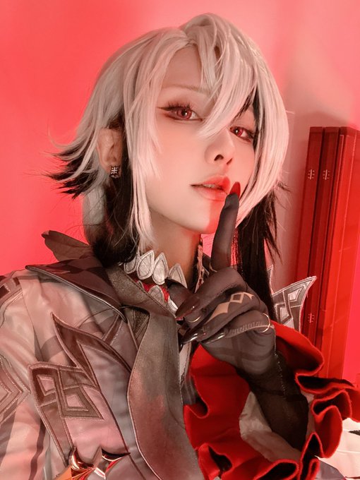 Twitterのコスプレ画像18