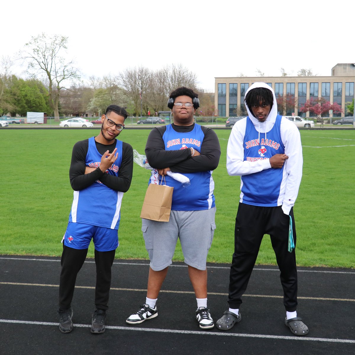 Congratulations to our Unified Track and Field seniors who celebrated Senior Night last night. Go Eagles! 🏃‍♀️🏃‍♂️🦅🔴⚪️🔵🎽🏃‍♀️🏃‍♂️