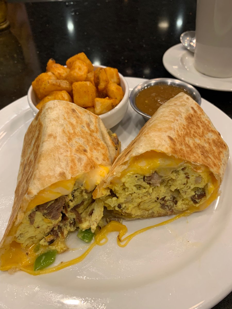 The breakfast burrito is so good here…I just had to have it again before leaving Dallas 😋