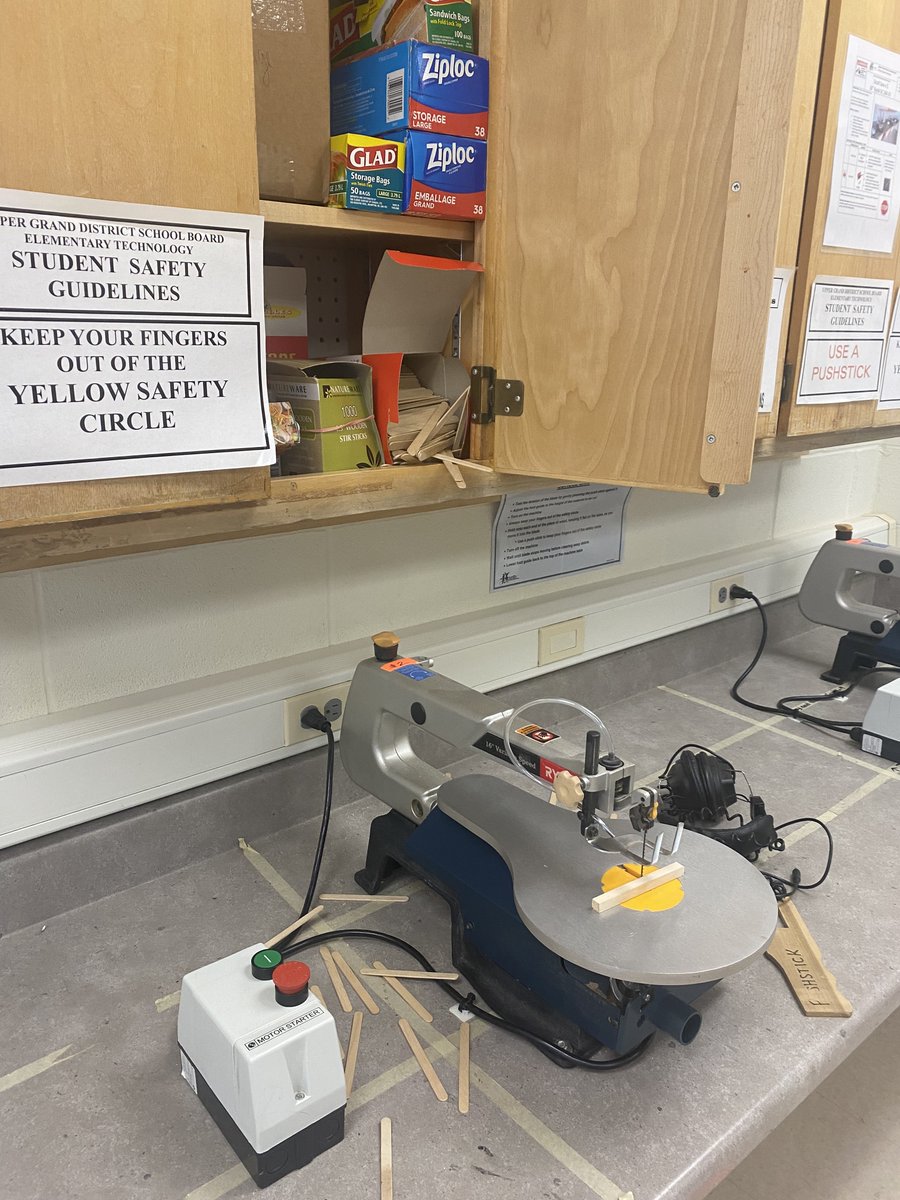 No staff or students were harmed in the making of this @IslandLakePS CSI Tech Shop lesson - just a chance to practice picking out dangerous situations in the shop. #ScienceIsFun