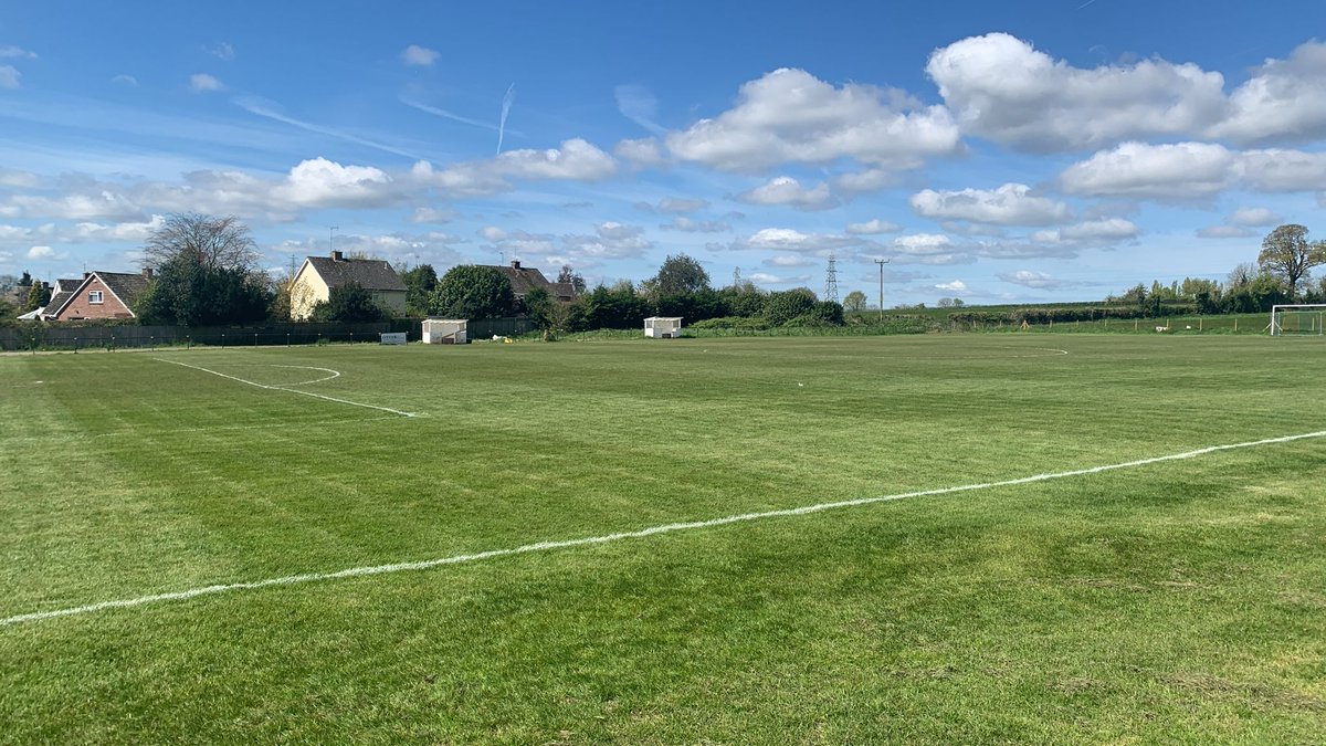 Staplegrovefc's tweet photo. ⚽️ SOCCER SATURDAY! ⚽️

1sts finish the season v @watchettownfc knowing a win secures the @somersetcfl division 1 title! 

Watchet also with title ambitions have to win to stay in the race! 

15:00pm K.O - 1st v 2nd @ Manor Road, TA2 6EQ 

BAR OPEN! 🍻

⚽️💚💛

#PackTheGrove #UTG https://t.co/KVNo73Rih8