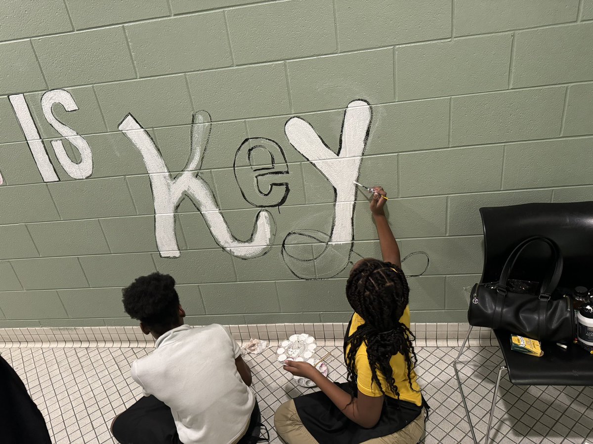 Thank you to Miss J  for beautifying our bathrooms.. 

#thebestmiddleschoolinsavannah #gogators #gatornation #studentsfirst