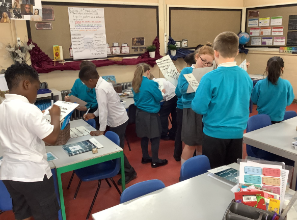 delceacademy1's tweet photo. This morning, Dyson class have used Give One Get One to gather reasons why or why not August Pulman should or should not go to school. We went through a conscience alley to make a final decision. #IPAT https://t.co/U0EJ7kuFBk