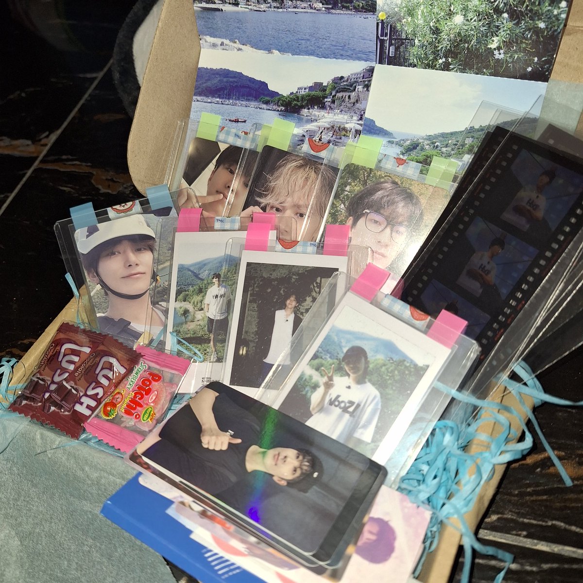 haremnically's tweet photo. #𝘗𝘦𝘢𝘳𝘭𝘰𝘳𝘢𝘵𝘦𝘥𝘮𝘢𝘪𝘭𝘴 ♡
#fromizu ♡♡♡
Eto naaa pangmalakasang fb for 2024🤭 biggest haul rin fr da wanenonlee @twominuszu 🫣 aaahhh ka sparks sa all, fr pcs to freebies ang accordion?🥹🤌🏻✨️ tysm always in all wayss mhiee abang2 gyapon ko sa lapags ninyo🫣 https://t.co/btlG8XnzYo