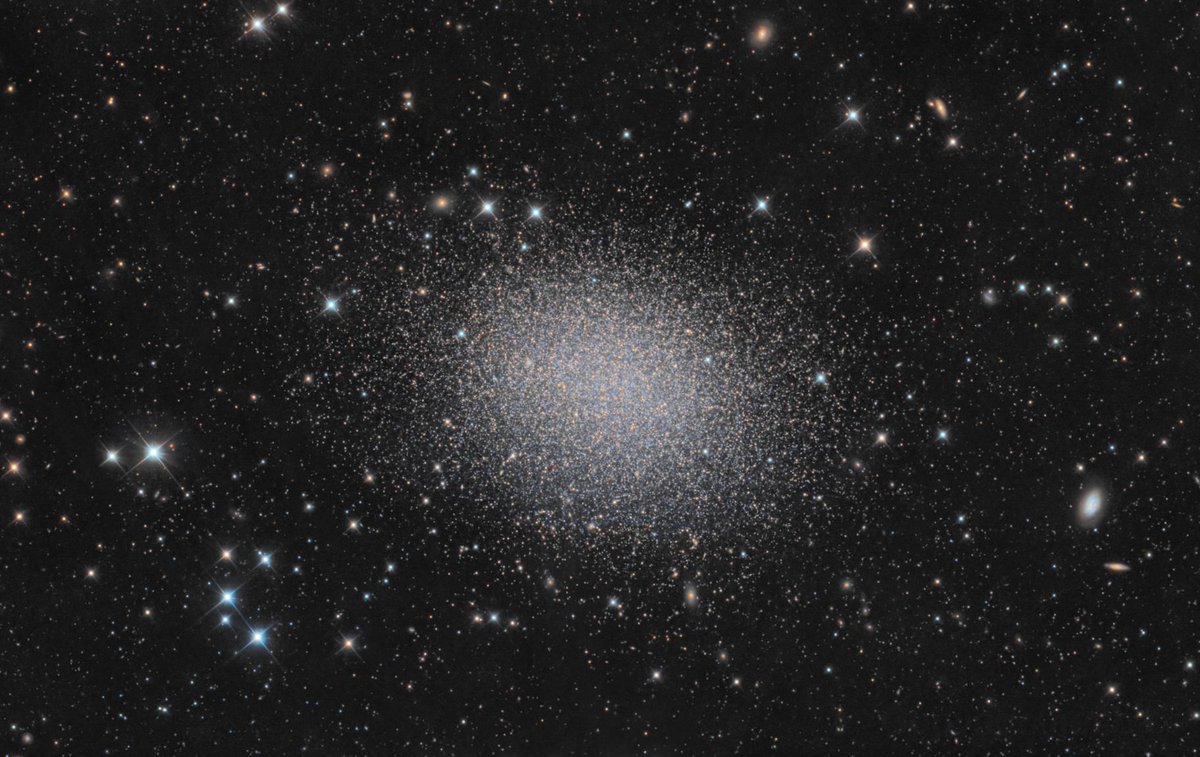 AstroBin's Image of the Day: '[TEAM OMICRON] LEO I dwarf galaxy like you've never seen it - completely resolved and without Regulus' by Jeffbax Velocicaptor astrobin.com/kab5g1/?utm_so… #astrophotography #astronomy #astrobin #imageoftheday