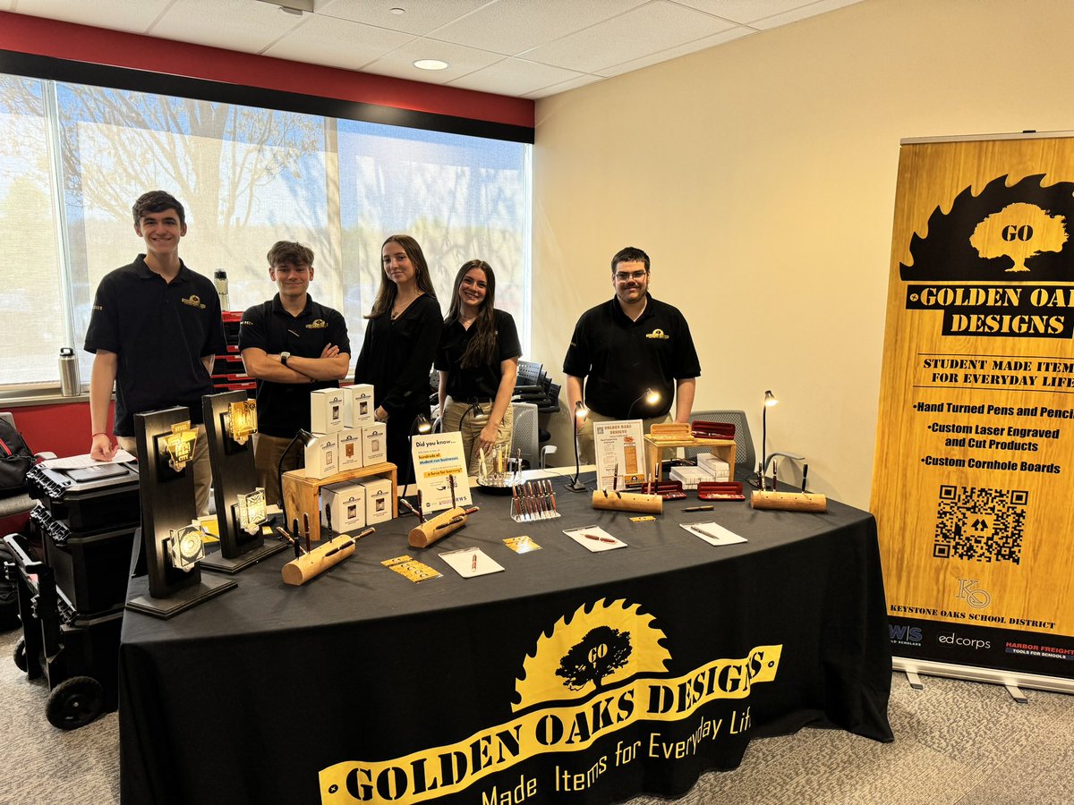 Recently, Golden Oaks Design (@G_O_Designs) presented at the AIU 3, along with other local high schools, to share about their outstanding student-led business! This group of students has set the standard for the student-run business! Keep up the great work! #koproud 🦅