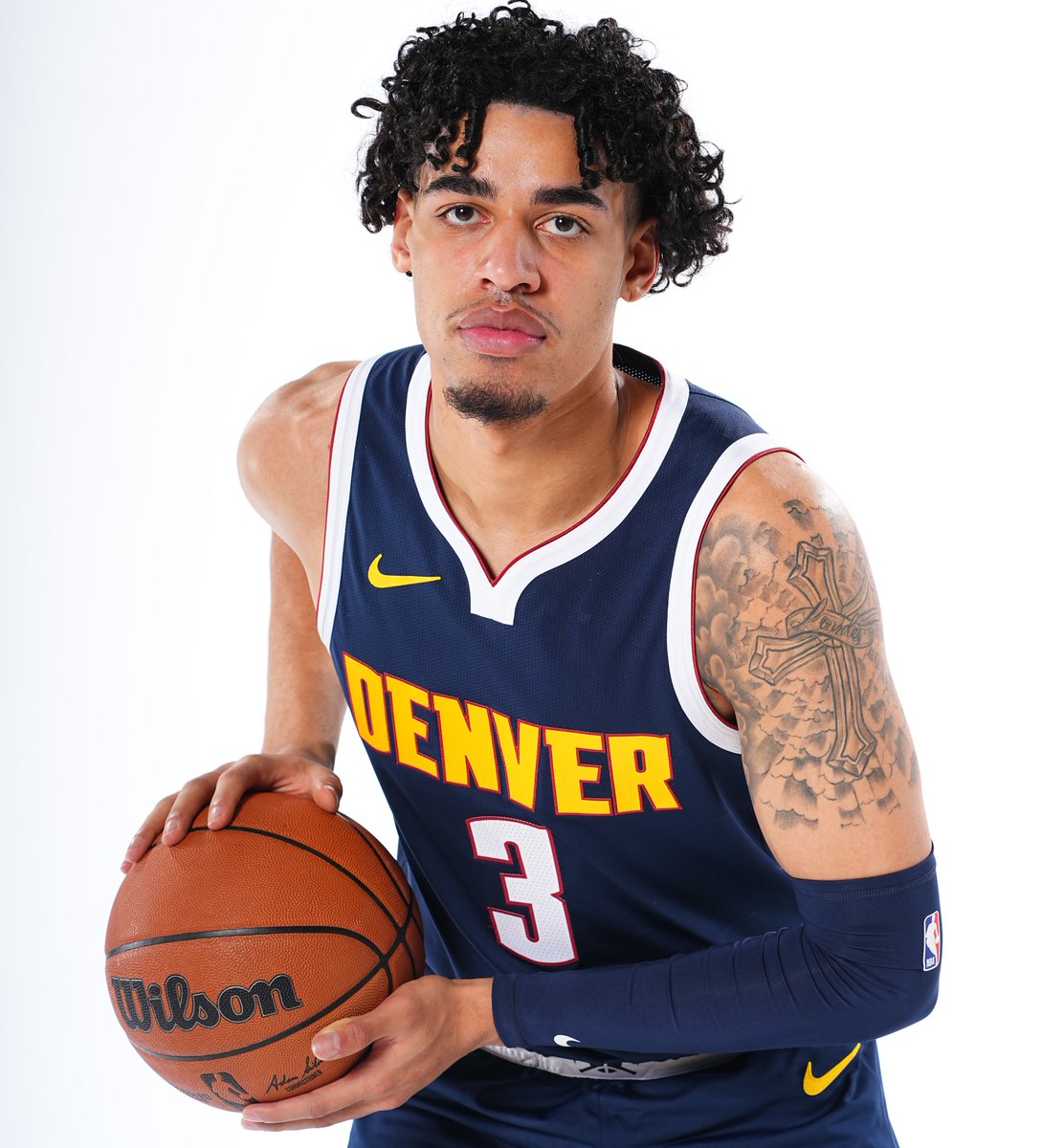 Join us in wishing @JulianStrawther of the @Nuggets a HAPPY 22nd BIRTHDAY! #NBABDAY