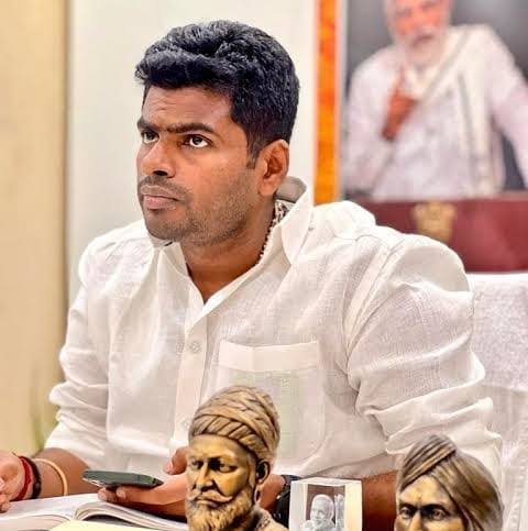 2015 - why did katappa kill baahubali? 

2024 - who is going to win in coimbatore? 

The man The myth The legend Thiru @annamalai_k ji who single handedly fought against the Dravidian Dummel stocks over the years have become a hot topic in India right now.
#Annamalai #Coimbatore…