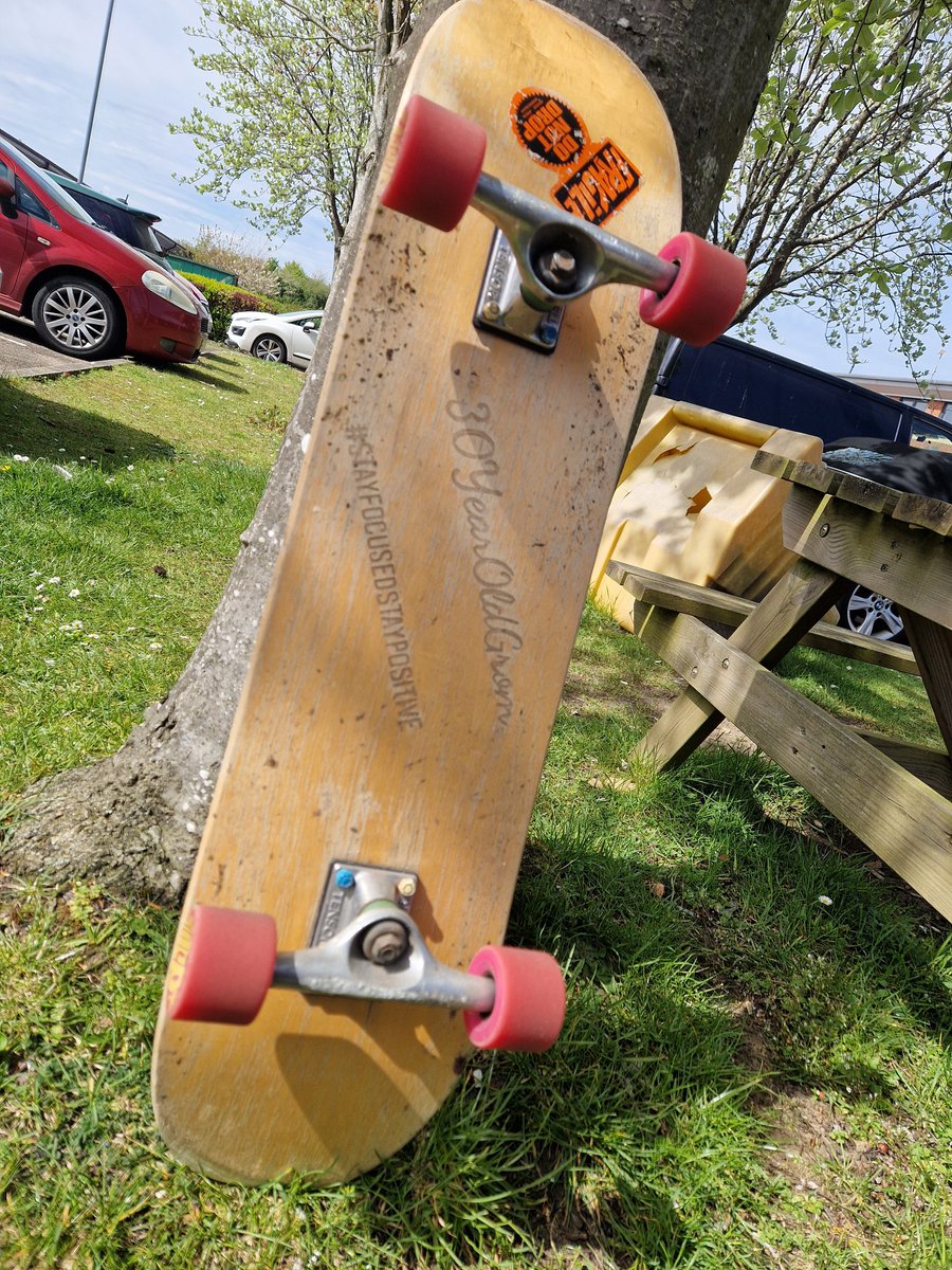What did you do today to put a smile on your face??? #smile #thursdayvibes #skateboard #lunchtime #sunshine