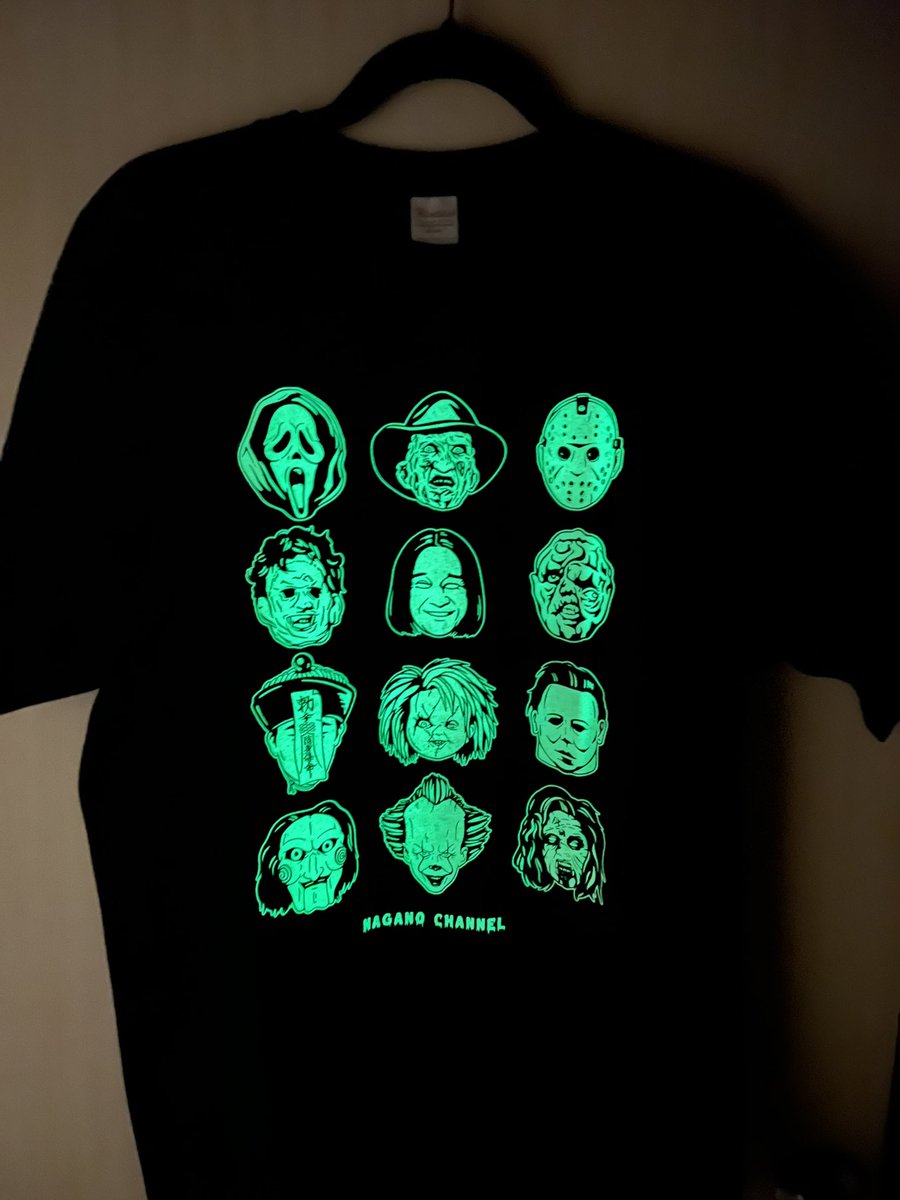 bamadbd's tweet photo. DBD公式より公式だった！
芸人永野さんの永野チャンネル
オリジナルTシャツ届きました

そしてめっちゃ光りますw
是非永野さんとコラボしてほしい！
#dbd
#永野チャンネル https://t.co/Eh8wDVpqdI