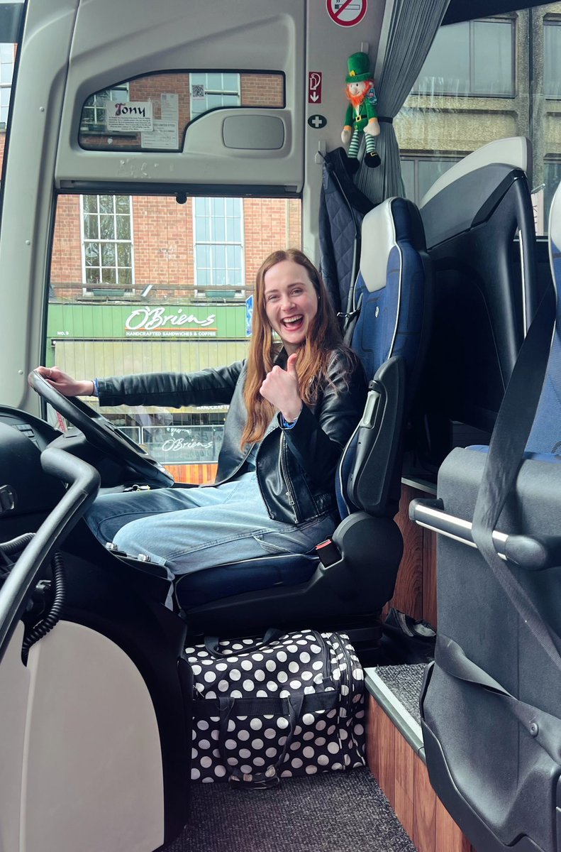 Big thank you to Davey on Slieve Bloom Coaches who pulled me off the street to tell me he's been listening to me on @RTE2fm all week and that he's a fan. He then insisted I sit in the driver seat of the bus for a photo so here is said photo. Legend! 💚