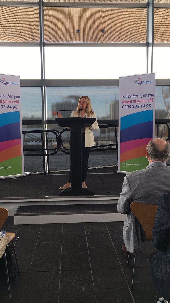 @Agecymrupowys @CRPowys @GofalwyrCymru @JBryantWales addressing our event as the Minister for Mental Health and Early Years. Talking about how the government is working across departments with innovative ideas on how people can access mental health services and the upcoming strategy.