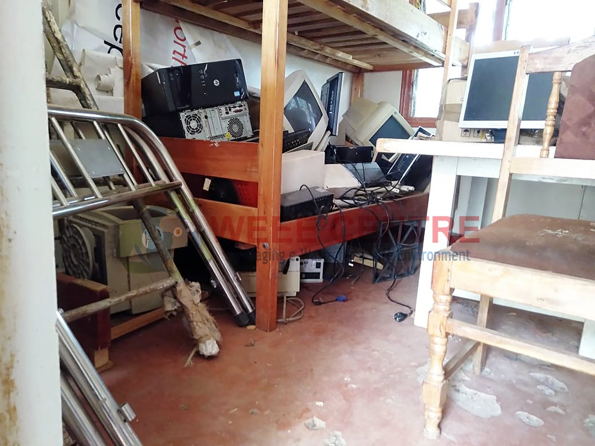 TheWEEECentre's tweet photo. When your old gadgets start staging a hostile takeover of your bedroom...it's a sign. Declutter your e-waste, reclaim your space! Call/SMS/WhatsApp: 0701 819559 Email:info@weeecentre.com #ewaste #decluttertime https://t.co/RbYWRCjTMC