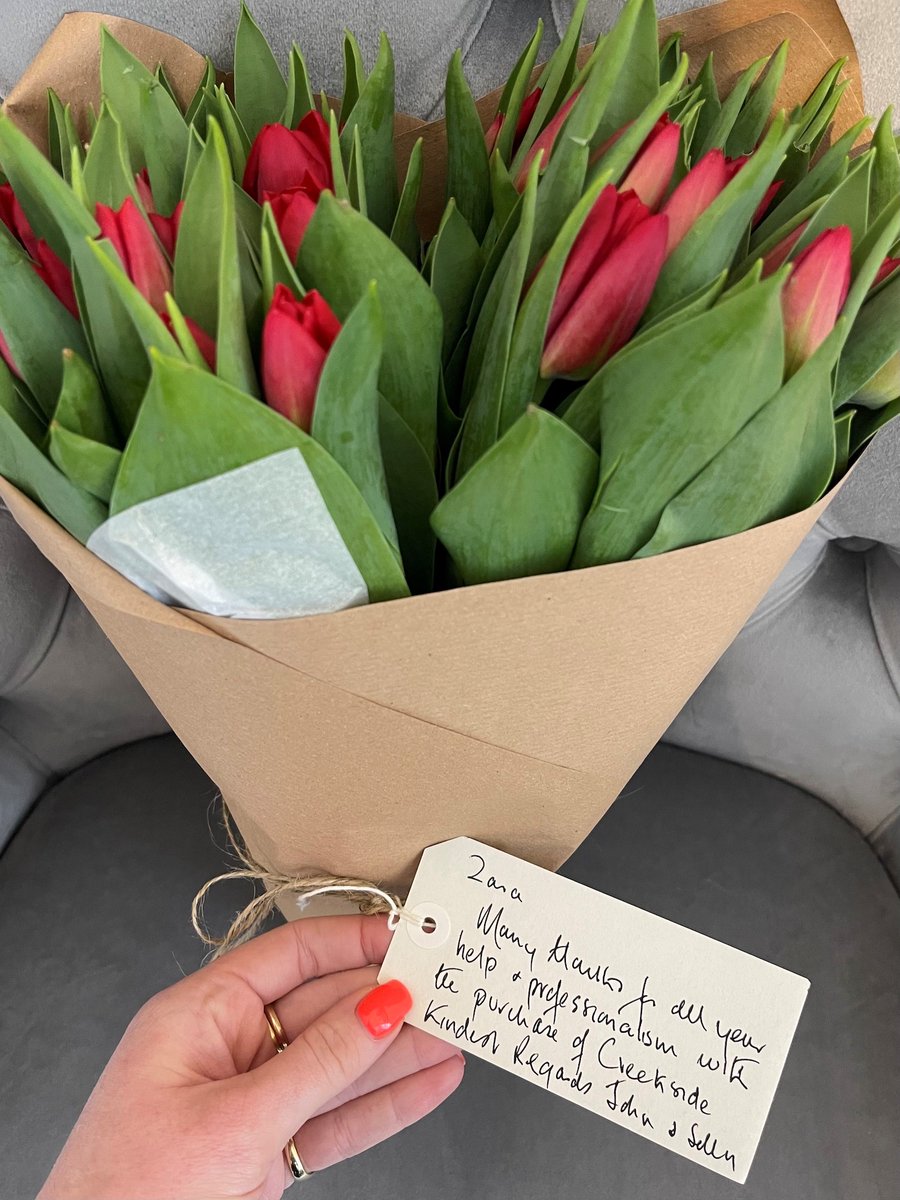 JS_Cornwall's tweet photo. We love receiving feedback from clients about the process of buying and selling #propertyinCornwall, and the flowers were the icing on the cake! Thank you!

#cornwall #cornishestateagent #cornwallestateagent #cornwallpropertysales #cornwallpropertysearch #jacksonstops https://t.co/TUbWSi79ia