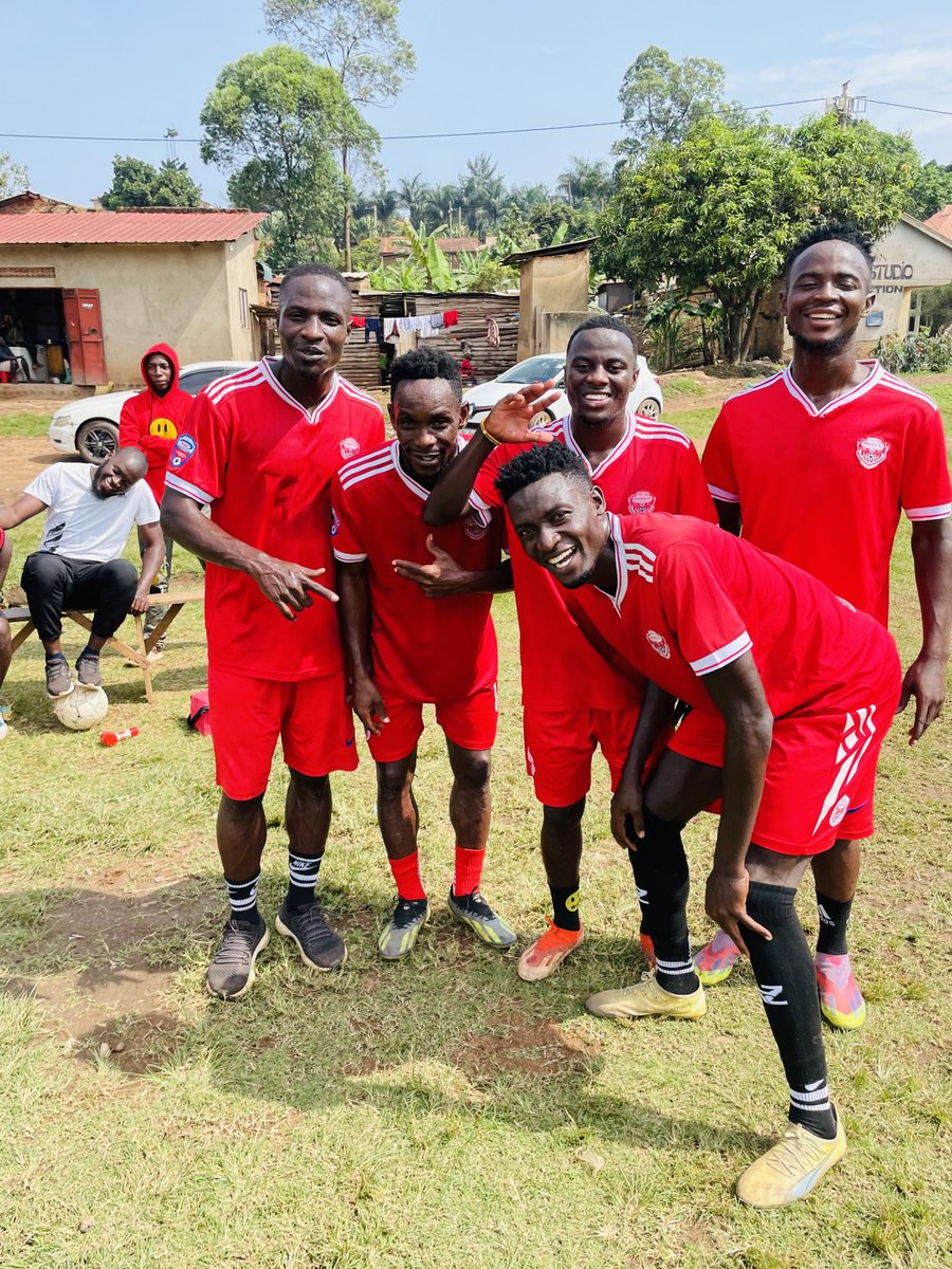 All smiles ahead of BUL on Saturday😁 Let’s go ⁦@ExpressFCUganda⁩ ✊🏻🦅