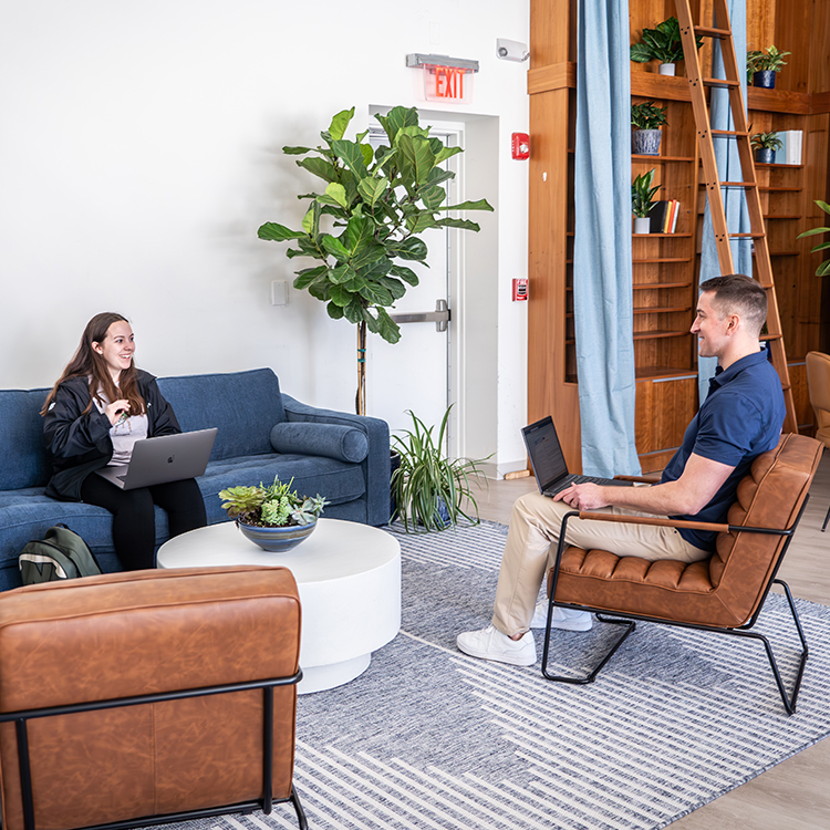 WIA Families, stop by Boston Landing's newest pop-up community space, the Landing Lounge! This space will act as a community center for all things Boston Landing. Enjoy working remotely, lounging, recharging & learning more about the campus! Head to @boston_landing for details!