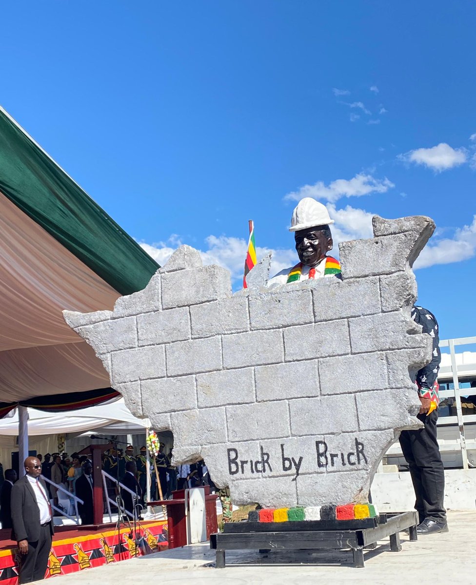 #ZimAt44 Zimbabwe Republic Police gift to President Mnangagwa on the sidelines of the 44th Uhuru celebrations in Murambinda, Manicaland province.