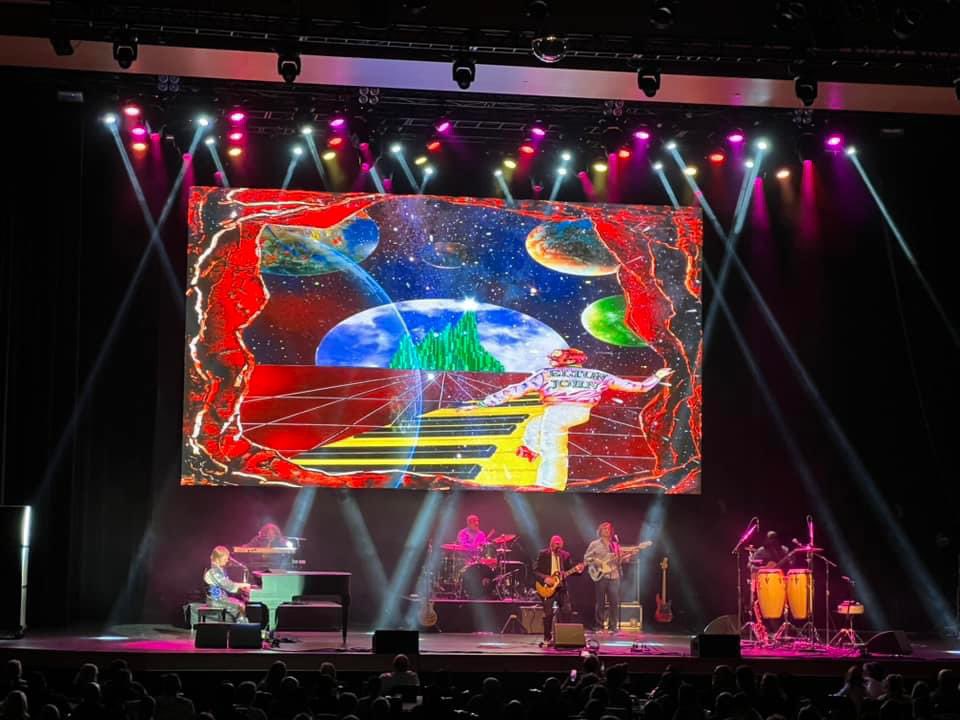 EltonRohn tweet media