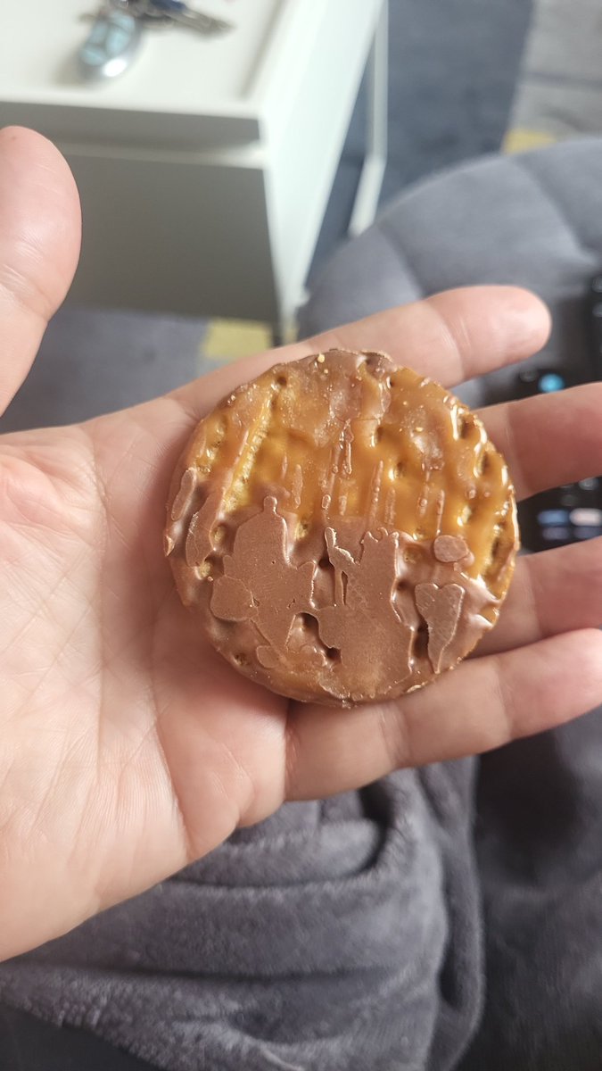 Just enjoying a cuppa with my fav biscuits and come across the monstrosity lol <a href="/McVities/">McVitie's</a> have checked the rest and they're all fine lol seems one of your biscuits went rogue 🤣