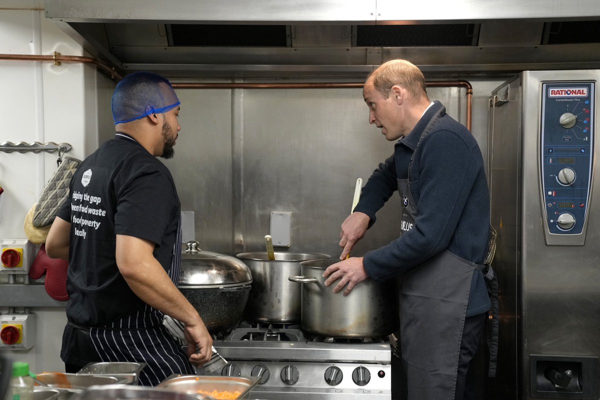 The Prince of Wales has helped to process and pack leftover food for Surplus to Supper, a charity in Surrey that redistributes food to communities in need. 
#PrinceWilliam 
#PrinceofWales