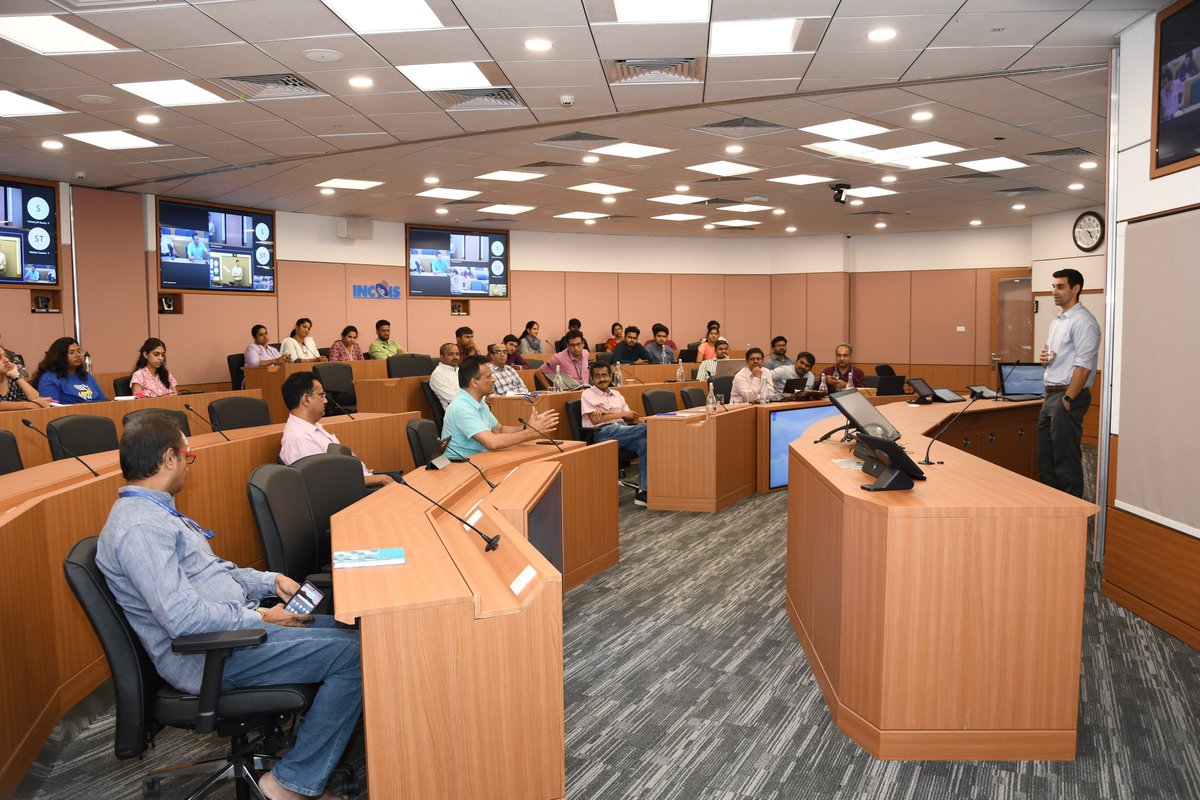 incoismoes's tweet image. On 18 April’24 at #INCOISHyd,
Dr. G. J. Alaka, Jr. and Dr. S. Gopalakrishnan, Hurricane Research Division, NOAA/OAR/AOML, delivered insightful talks on how to advance hurricane prediction &amp;amp; its intensification problem over oceans,
#APHEX #TropicalCyclones #HurricaneForecast
