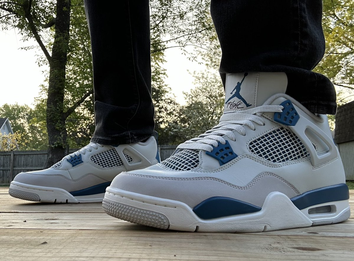 NateD3017's tweet photo. Hey @snkr_twitr lot of debate about these on the timeline, all I know is they’re 🔥 🔥 and haven’t seen too many on feet…

#KOTD #yoursneakersaredope #wearyourkicks @Jumpman23 https://t.co/bPU5gGbrqp