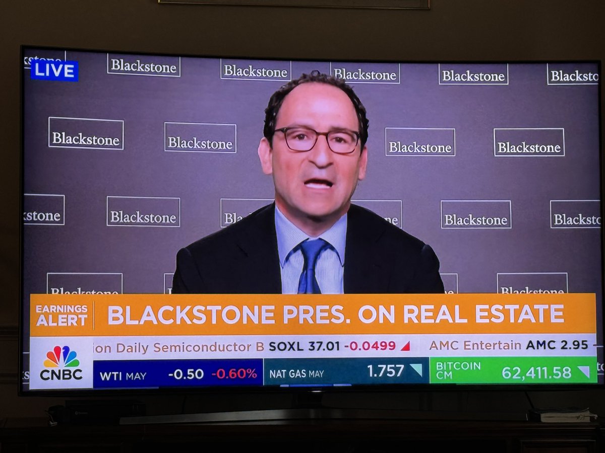 Still a compelling time to invest in commercial real estate with acquisition of @AirCommunities for $10B and $7B Joint Venture with @digitalrealty as recent examples - Jon Gray, President and CEO, @blackstone