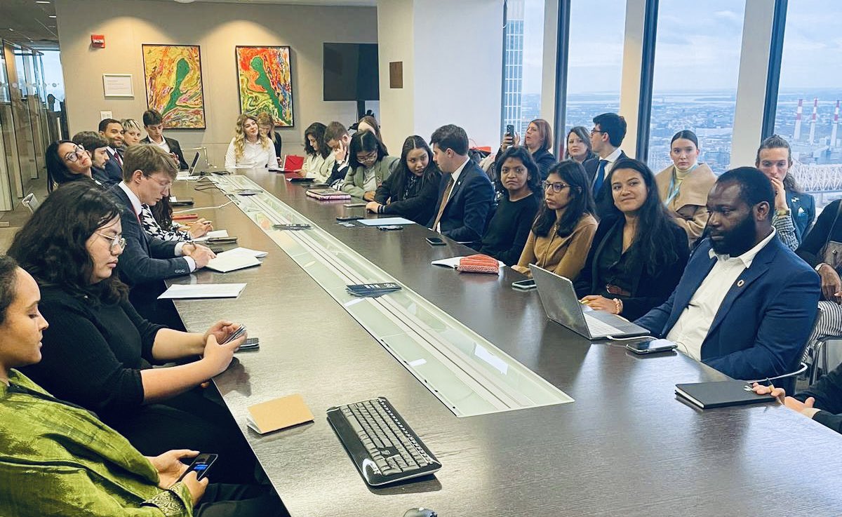 🌍 Fantastic event at @ItalyUN_NY 🇮🇹discussing the challenges & opportunities young women face in sustainability 🌱. The #Youth4Climate initiative was highlighted as a valuable opportunity to provide solutions! 🌟 Thanks to @CNG_Italia for organizing!