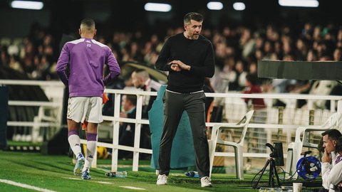 🗣 Escuchamos las palabras de @papapezzolano, entrenador del @realvalladolid, antes de jugar contra la @SDAmorebieta 📻 104.0 FM 📱 APP para iOS y Android 💻 radiomarcavalladolid.com