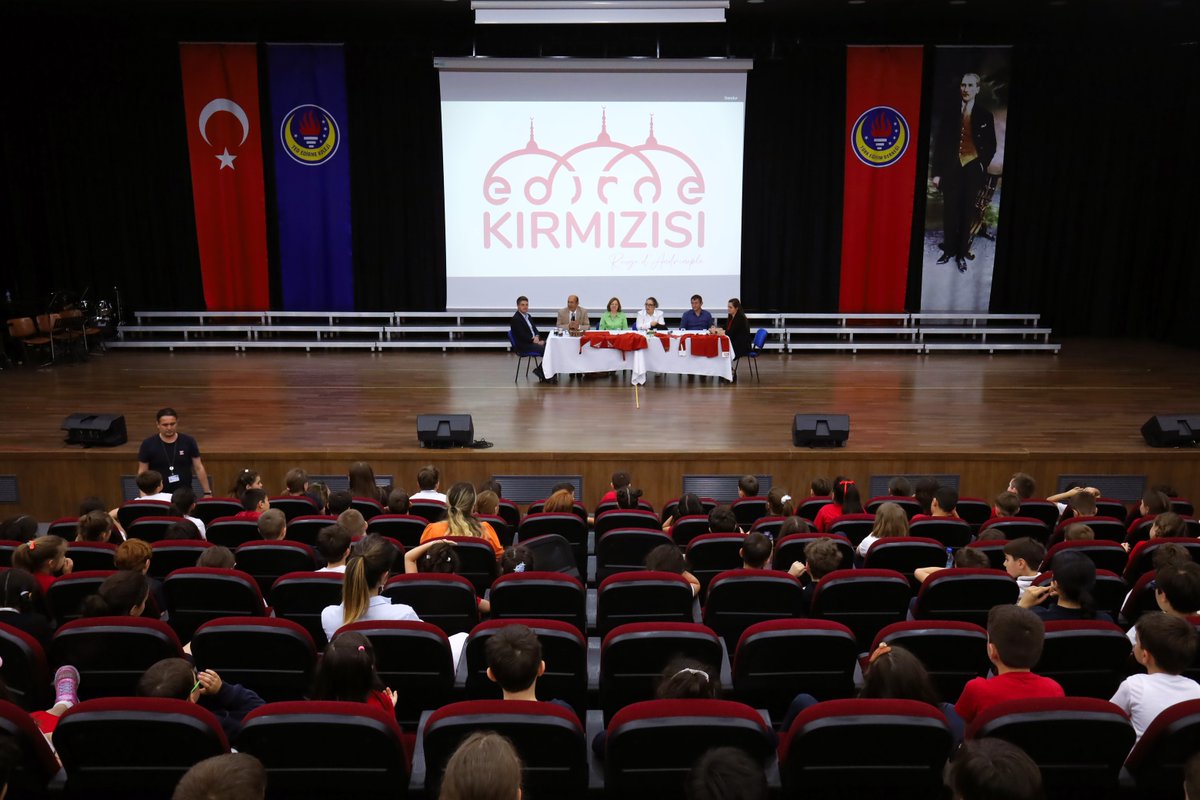 tededirnekoleji's tweet photo. We listened to esteemed members of the Edirne Red Commission, renowned as "Rouge d’Andrinople" in French, who spoke about the globally recognized #EdirneRed, naturally produced with plant roots. Primary school students asked questions about #EdirneRed, one of Edirne's cultural heritages, and generated new ideas. With the workshop conducted, we received seeds of Rubia Tinctorum, a plant with red color in its roots, to preserve them. We will continue to protect this significant cultural heritage and sustain it with new projects. We extend our sincere thanks to the members of the Edirne Red Commission: Prof. Dr. Mustafa Tan, Assoc. Prof. Dr. Nilgün Becenen, Assoc. Prof. Dr. Gülşah Gedik, Assist. Prof. Dr. İsmail Yüce, Assist. Prof. Dr. Necla Sevinir Bakla, and Assist. Prof. Dr. Tolga Erdoğan. #TEDEdirneCollege