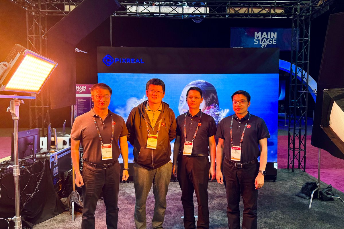 7dvisiontech's tweet image. What an incredible #NABshow this year! Huge thanks to everyone who visited our booth, as well as our partners #PIXREAL and #MandrakeStudios for their invaluable support. And of course, a big shoutout to our amazing team for making it all happen!

#VirtualProduction #XR