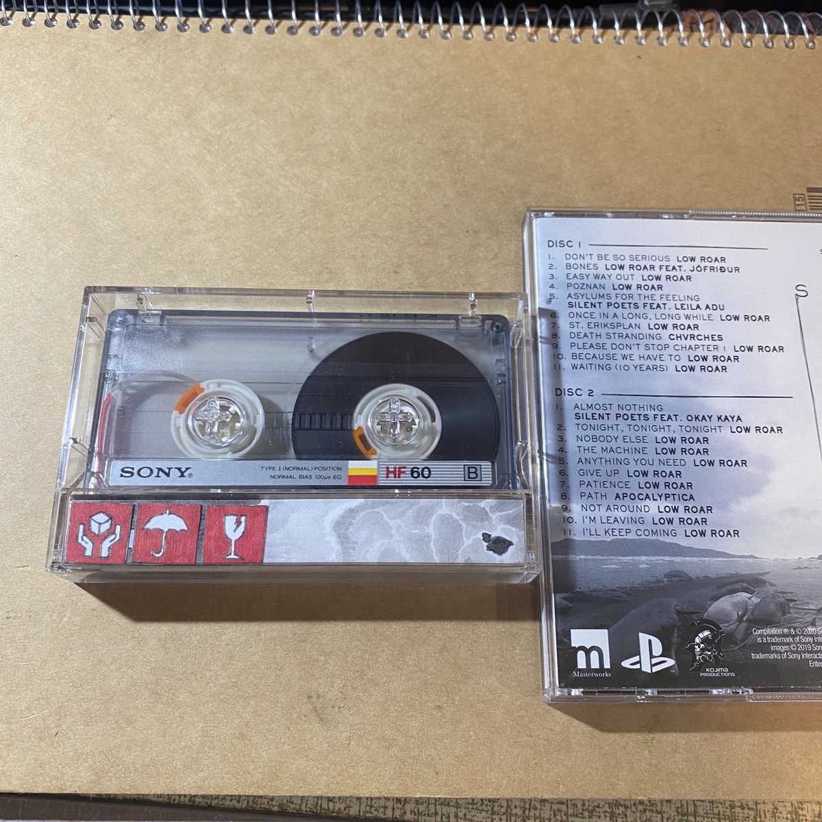 TeTen0121's tweet photo. Death Stranding cassette(fan art)📼🎧🐬👶🐋 
#DeathStranding #デススト #HANDLEWITHCARE
#KEEPDRY #FRAGILE #Sony60HF1886 https://t.co/aWwMlqWVGE