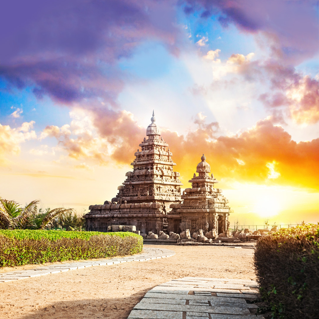 Amidst the captivating skyline and lush surroundings, rises the magnificent Shore Temple of Mahabalipuram. 

Dating back to the 8th century AD, it remains one of South India's oldest stone temples, a testament to enduring craftsmanship.

Visit tamilnadutourism.com 
#TamilNadu