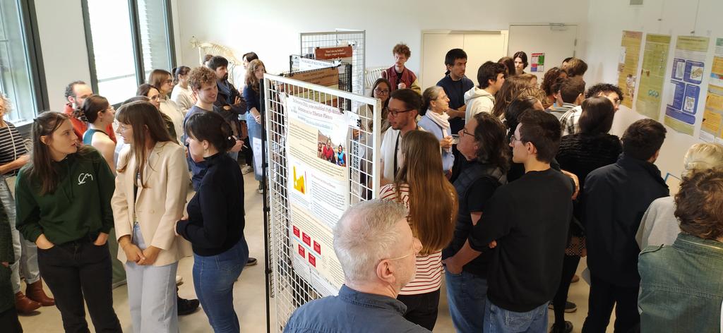 Symposium organized by the first year Master students about 'Tipping points in Human Biological and Cultural Evolution'. Posters, coffee, cakes... What else?