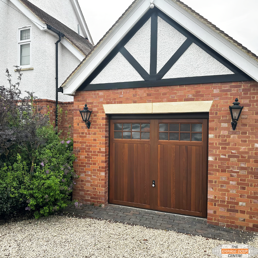 TheGDC's tweet photo. The original up and over garage door offers you quality, good looks and value for money.🍀 They are available in a wide variety of designs, materials, colours and finishes.

Contact us on upgrading your garage door today:
📞 01933 229135
📧 enquiries@thegaragedoorcentre.co.uk https://t.co/rQNFh5lfQO