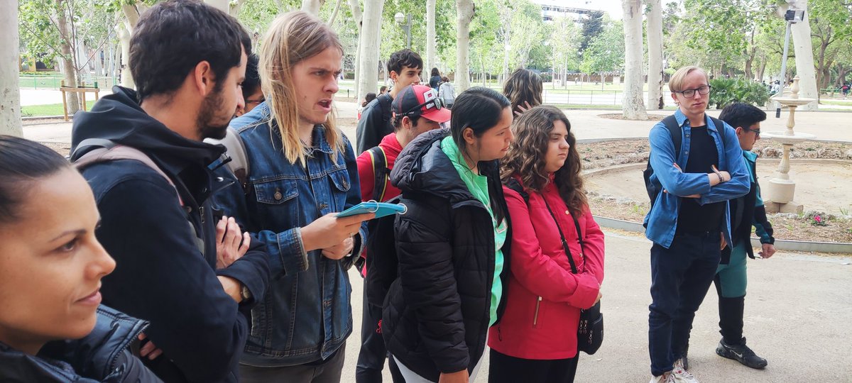 Els PFI's d'administratiu i fusta de l'@fepmontserratfp hem visitat el @MMACA_cat. Jornada súper interessant per alumnes i professionals! @escolesFEP @fepmontserratee